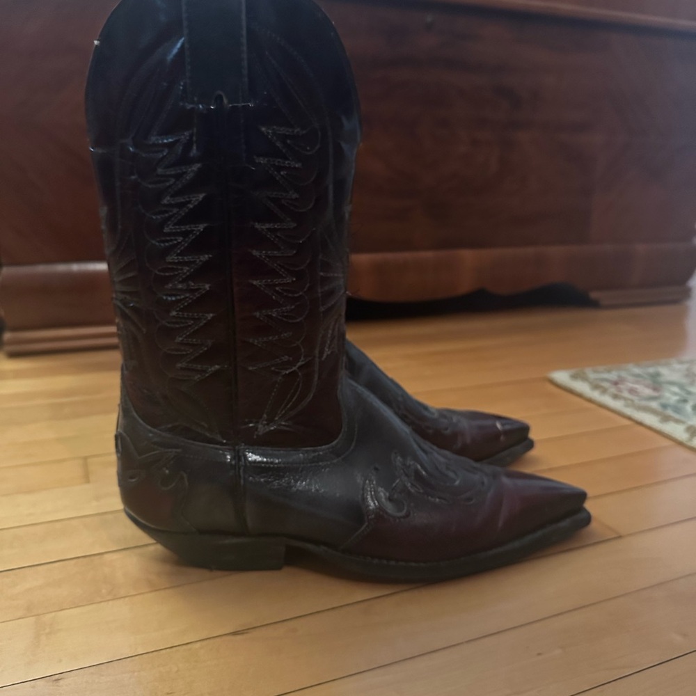 Western style men’s boot. Good condition. Small signs of wear. - Picture 5 of 14